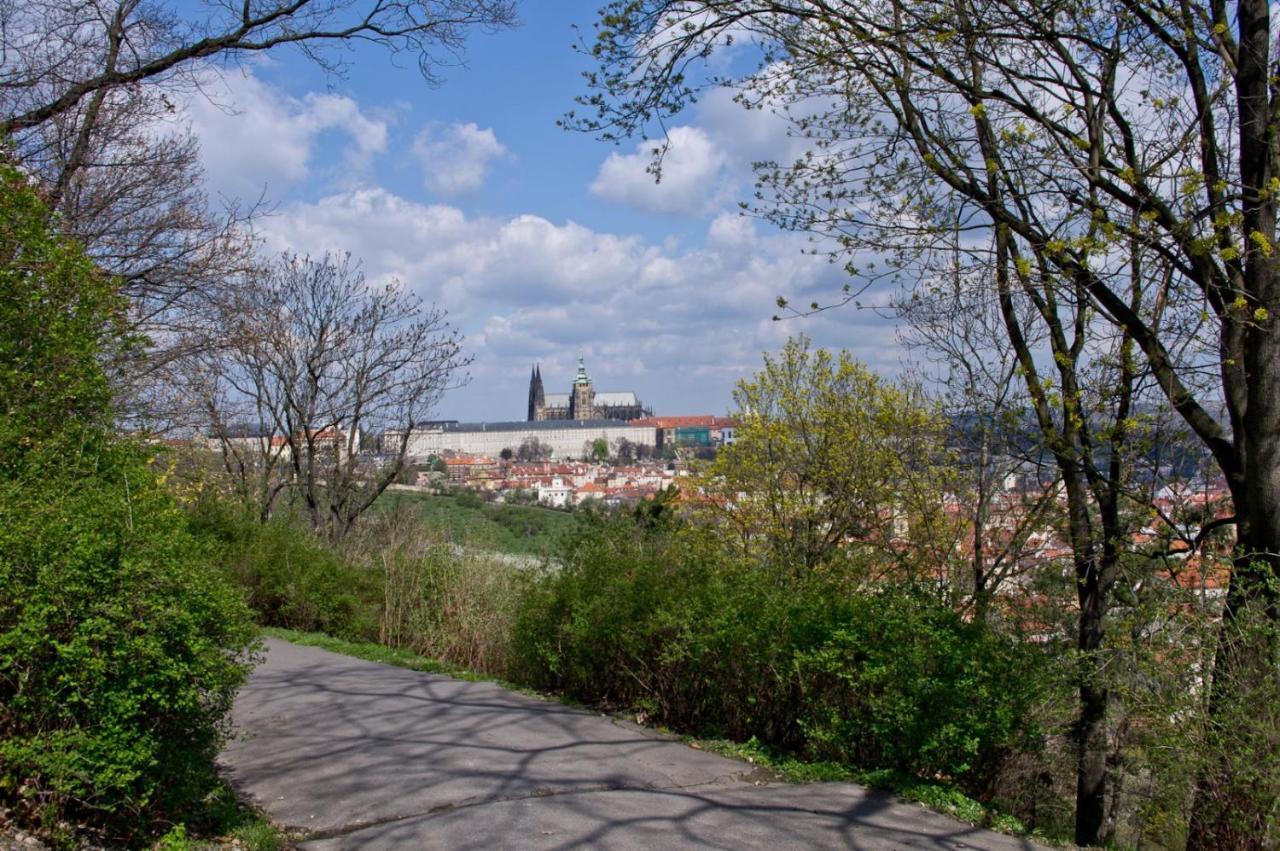 Apartments In Mala Strana - 10 Minutes From Charles Bridge Praga Exterior foto